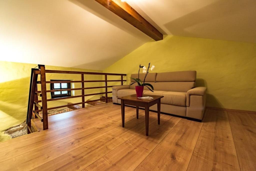 לינה וארוחת בוקר שמארטנו House Marica מראה חיצוני תמונה